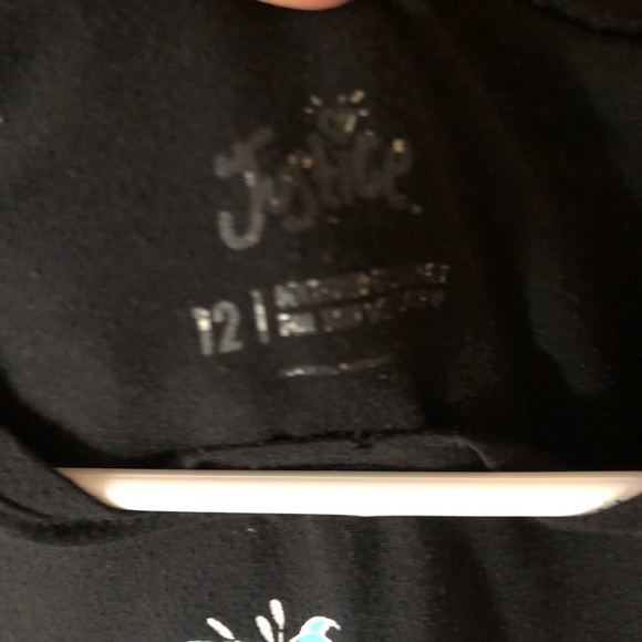 3 t-shirts - Picture 5 of 7